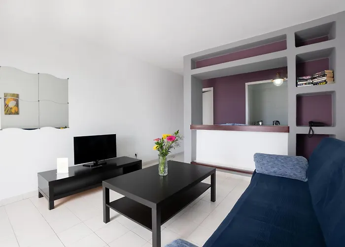 Vista Mar (adults Only) Apartment